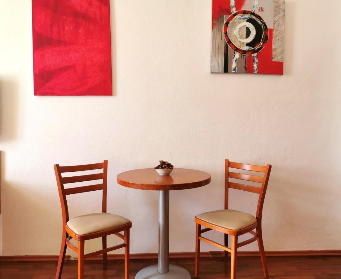 Apartment Amandment — Photos 2